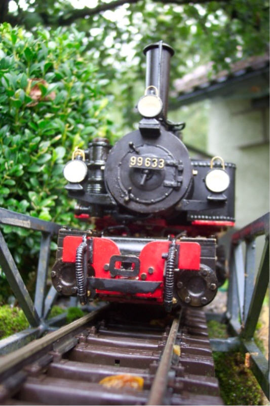 Front 99 633