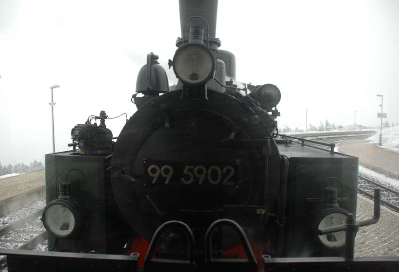 99 5902 hat den Brocken erklommen