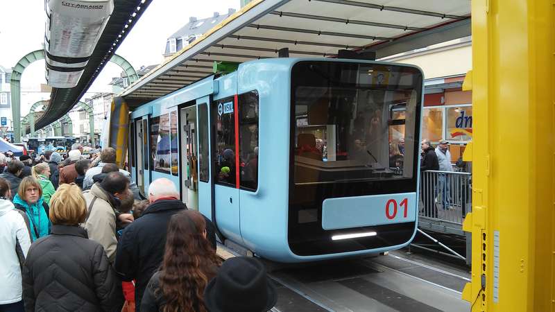 Schwebebahn G15 Wagen 01 Bild 1