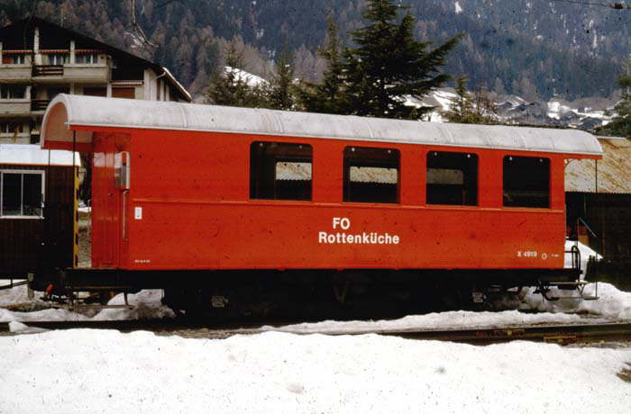 FO X 4919 Rottenküche