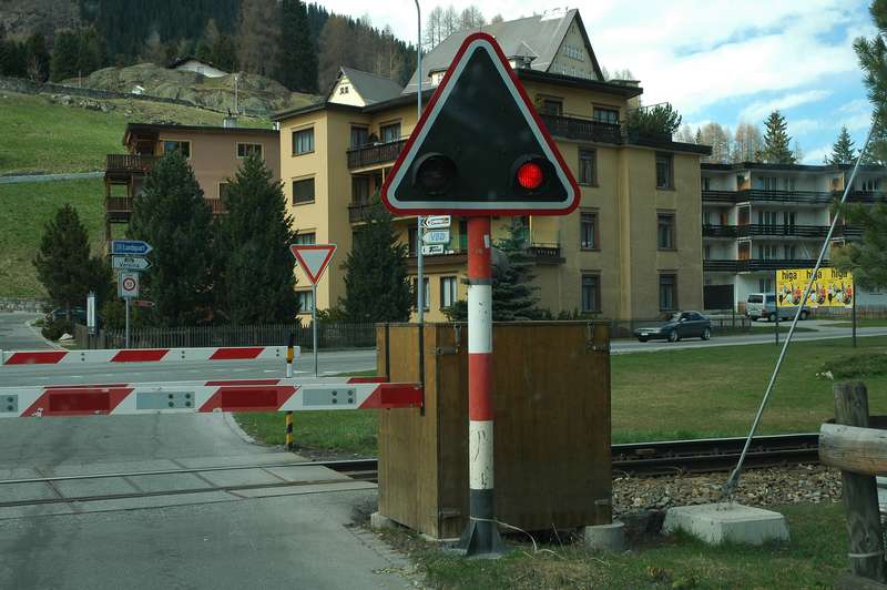 Schranken Wintergehäuse Davos Dorf