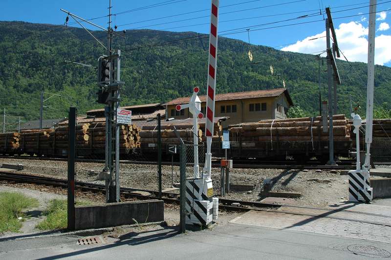 Berninabahn Italienischer Bahnübergang in Tirano