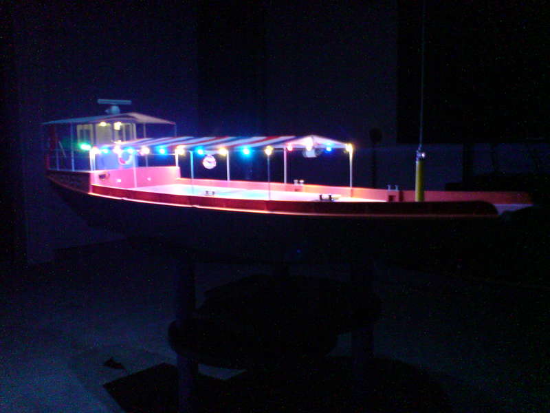 Rütenen_Partyboot_Licht
