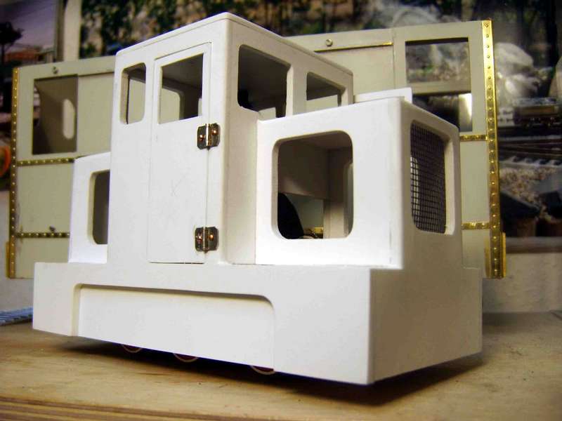 C 50  Rohbau  geschlossene Türe