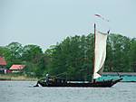 567Flusskahn_unter_Segeln.jpg
