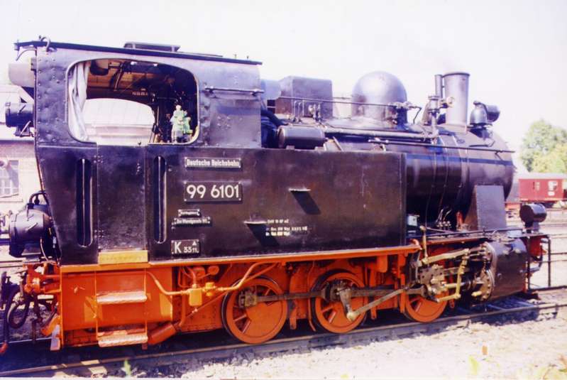 996101