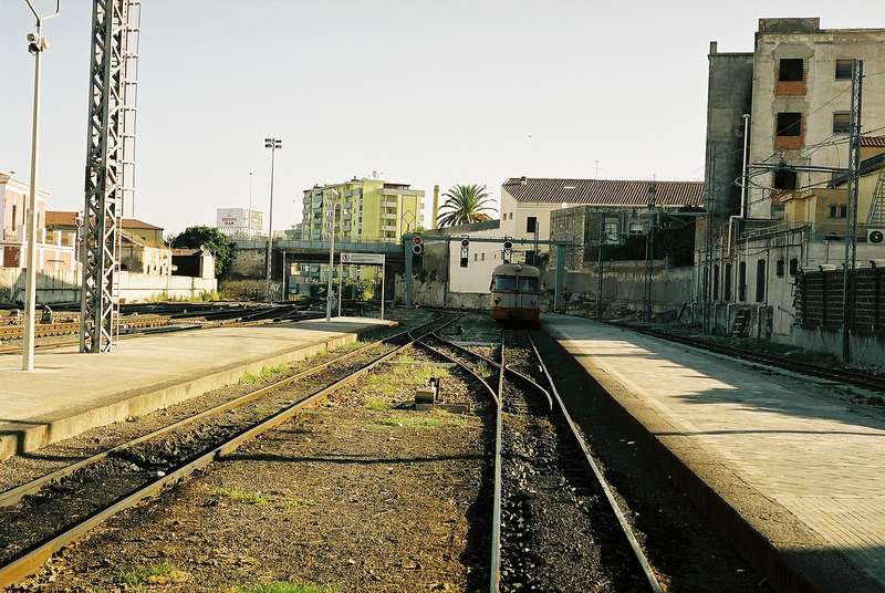 Ausfahrt aus Bahnhof Sassari