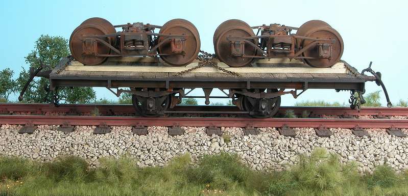 Flachwagen von Gecomodel mit Beladung