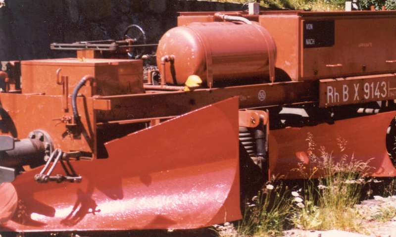 X 9143