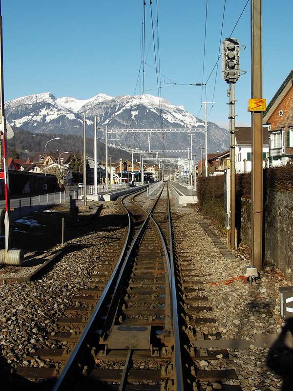 der neugestaltete Bahnnhof (haltestelle?) Sarnen