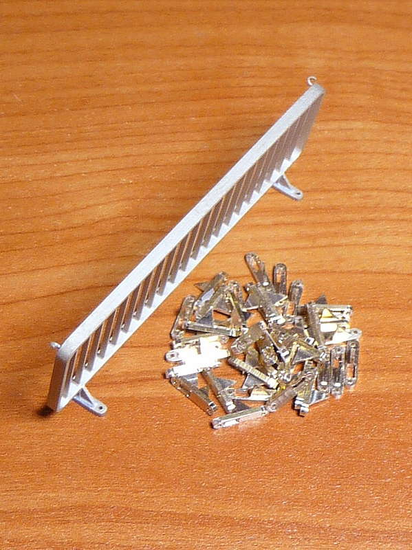  Gepäckgitter 09