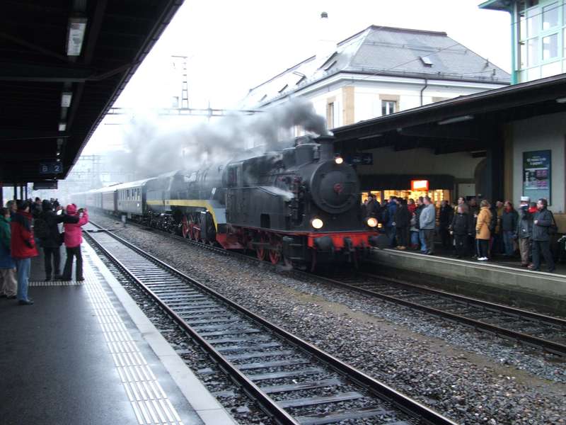 Einfahrt des Sonderzuges in Yverdon