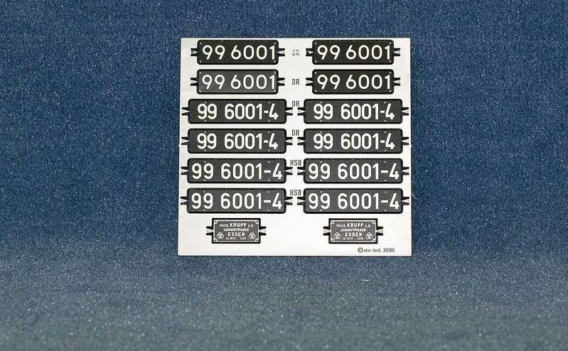 4043425