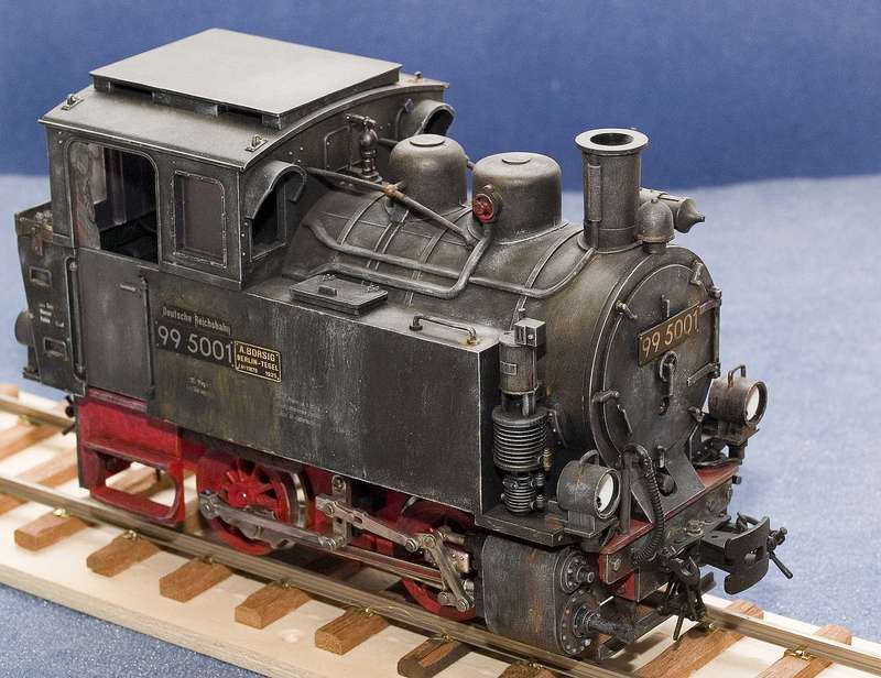 4043401