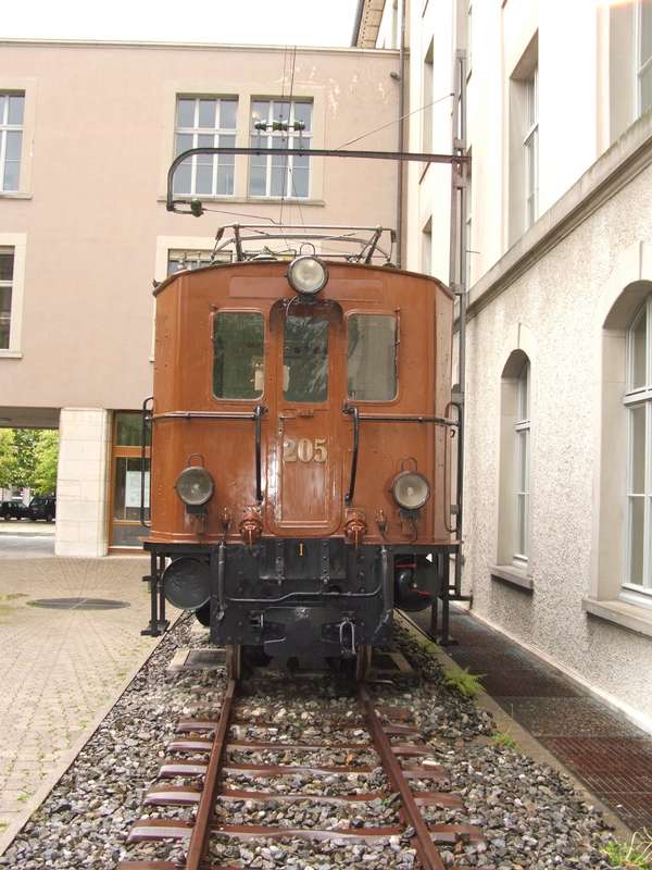 Ge 2/4 205