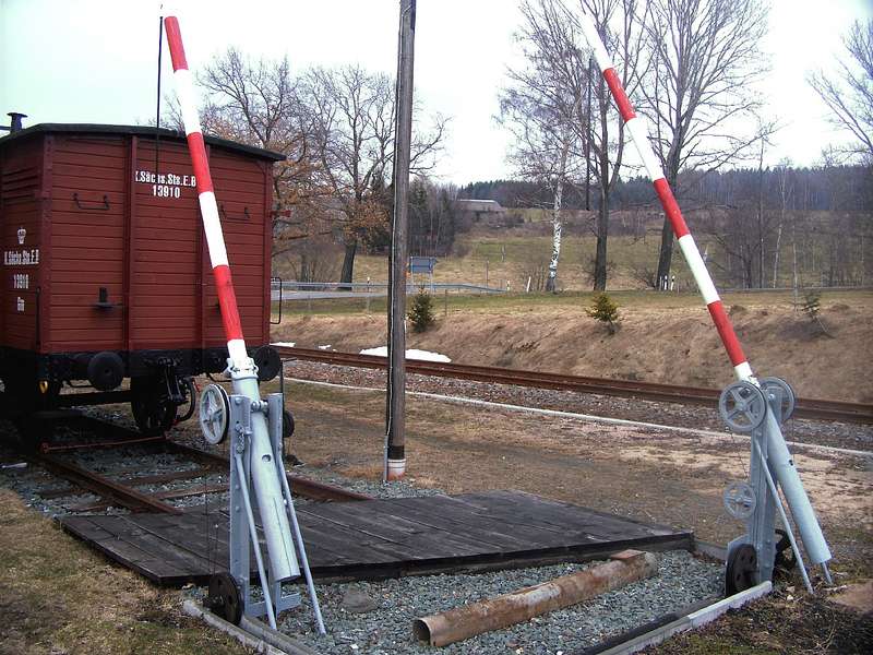 Schranke_Walthersdorf1