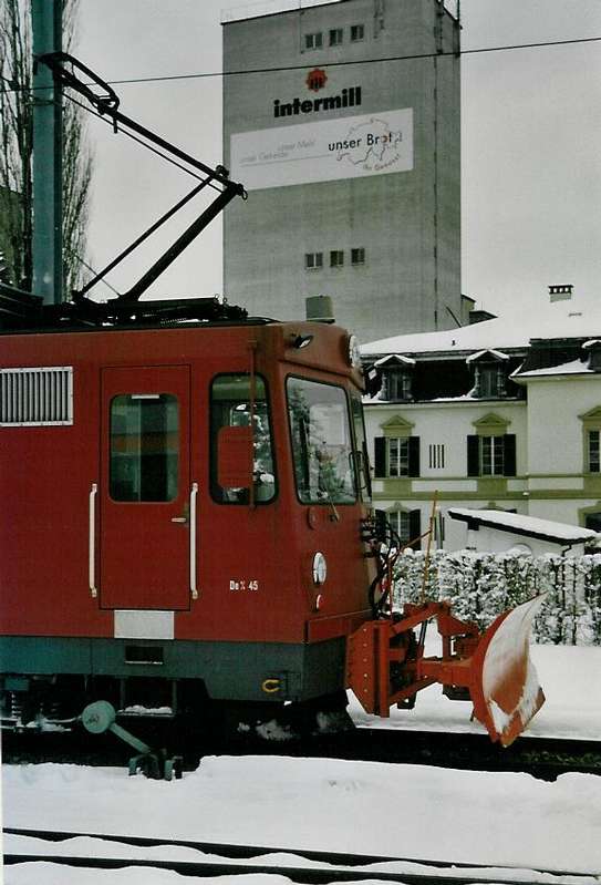 Wynen- und Suhrentalbahn De 4/4 mit Schneepflug