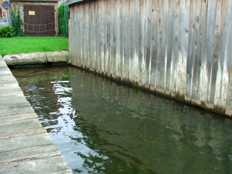 Holz_am_Wasser_01