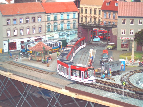 Eno´s Schkeudiz 7
