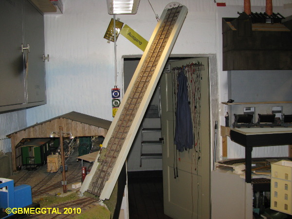 Meggenbr_cke_23