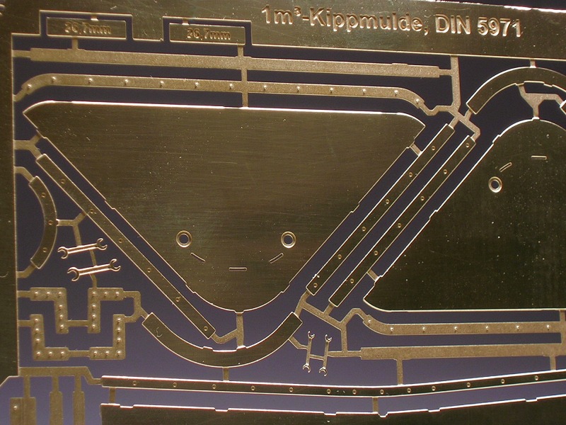 Ätzblech 1m³-Kippmulde