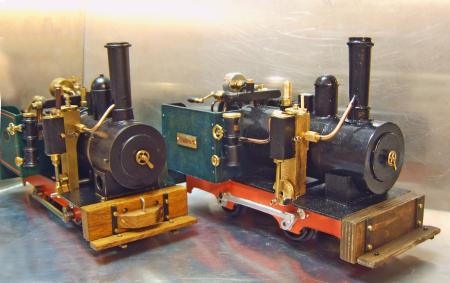 Konrad_Original_und_Dummy_sehr_klein