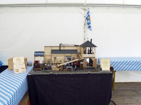 Dampfmurmelfabrik_im_Kreativzelt_klein
