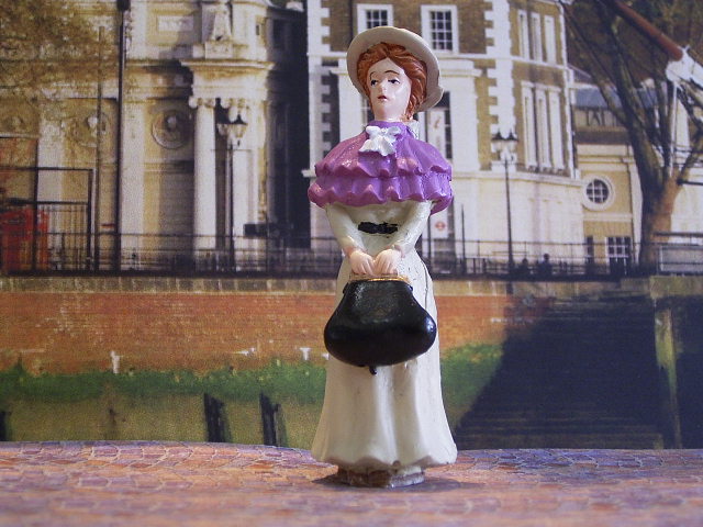 Dame mit Tasche
