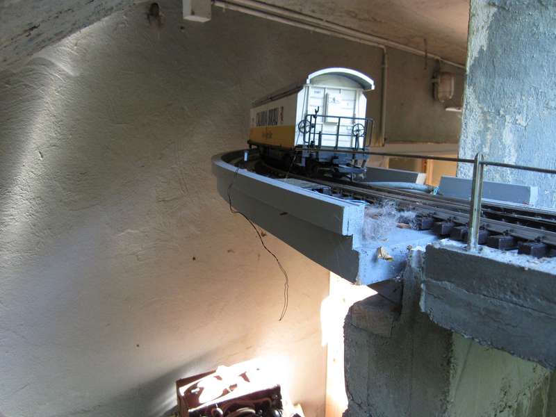 Holzbrücke im Bogen 1