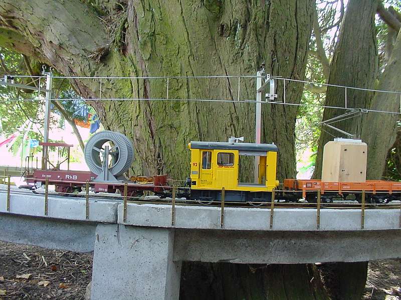 Fahrleitungs-Gruppe im Einsatz