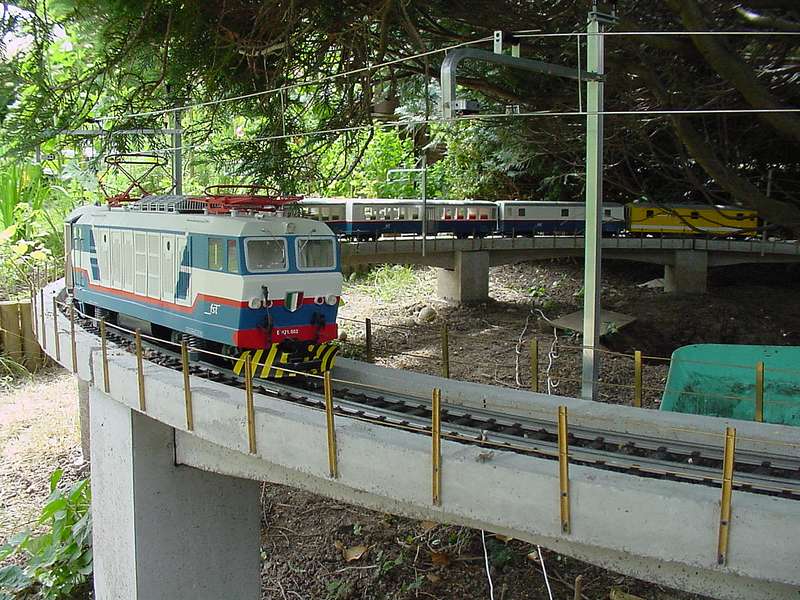 Kreisviadukt von Prato Fahrleitung o.k.