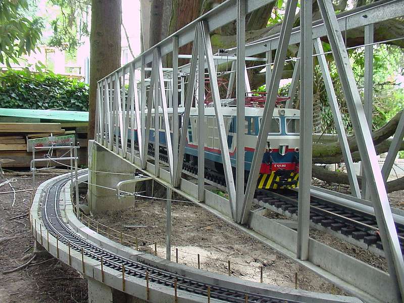 Viadotto Thuja mit Fahrleitung