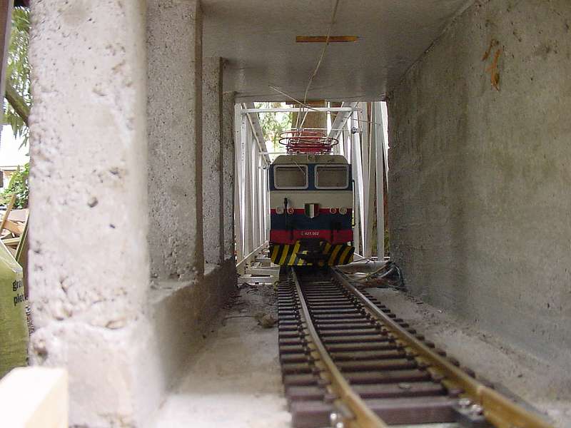 Fahrleitung in Galleria Gardenia II