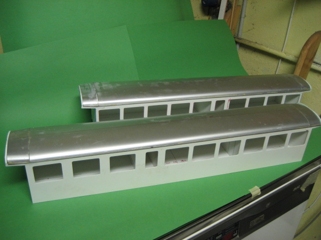 FST-Plattformwagen Dach unverschliffen 1