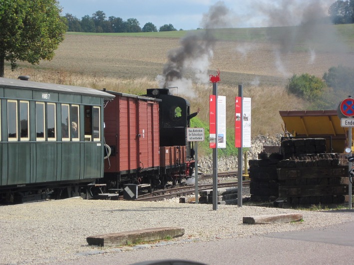 D9-172 Die WN12 zieht mit dem PmG ab