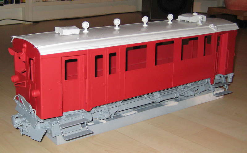 CFm Fahrgestell und Gehäuse lackiert