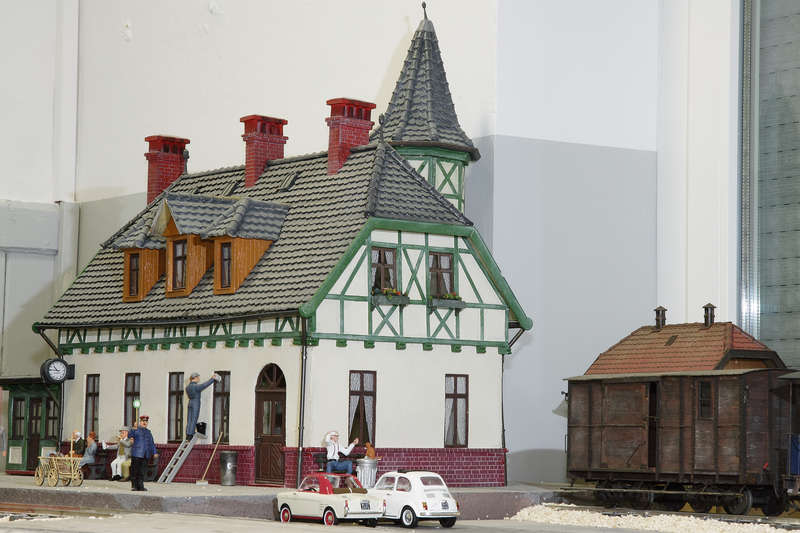 Empfangsgebäude Burg