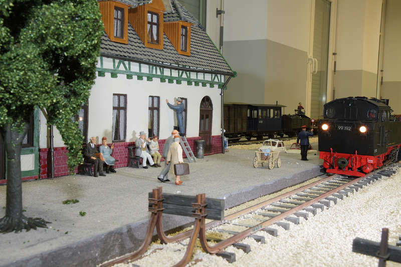 Empfangsgebäude Burg