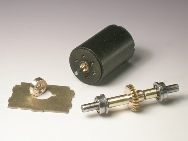 Motor und Vorderachse