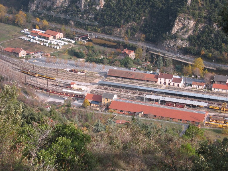 Bahnanlagen von Villefranche