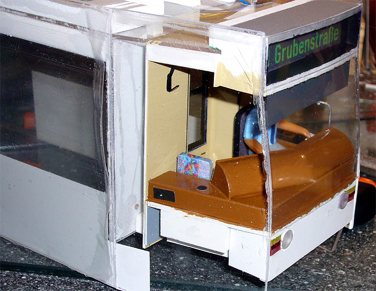 MGT6D_Front_mit_allen_Scheiben