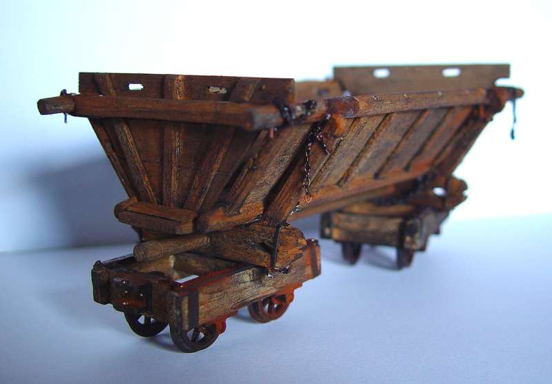Ladewagen_2_schr_g_vorn_BB