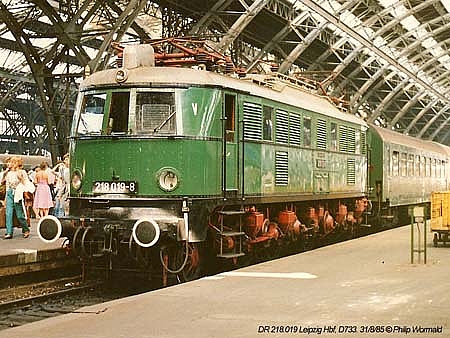 E18