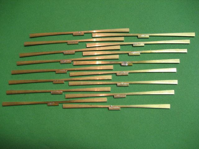 Stromabnehmer untere Holme 5