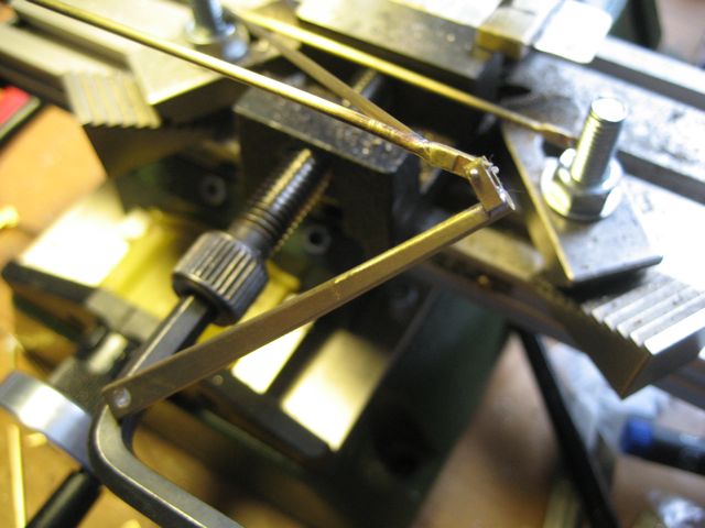 Stromabnehmer untere Holme 7