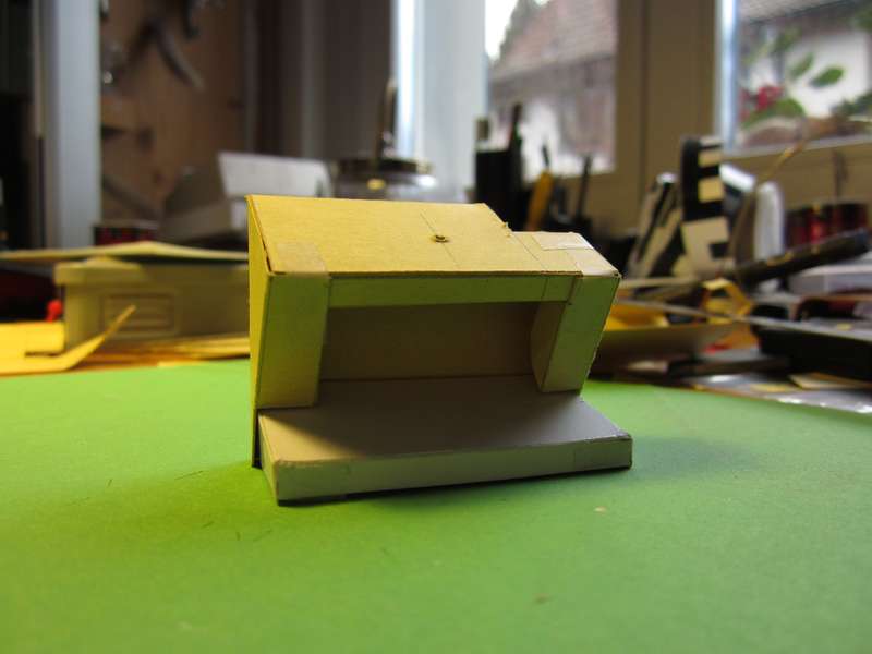 Führerstand-Tisch-Maquette 4