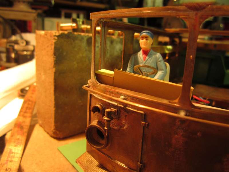 Führerstand-Tisch-Maquette 9