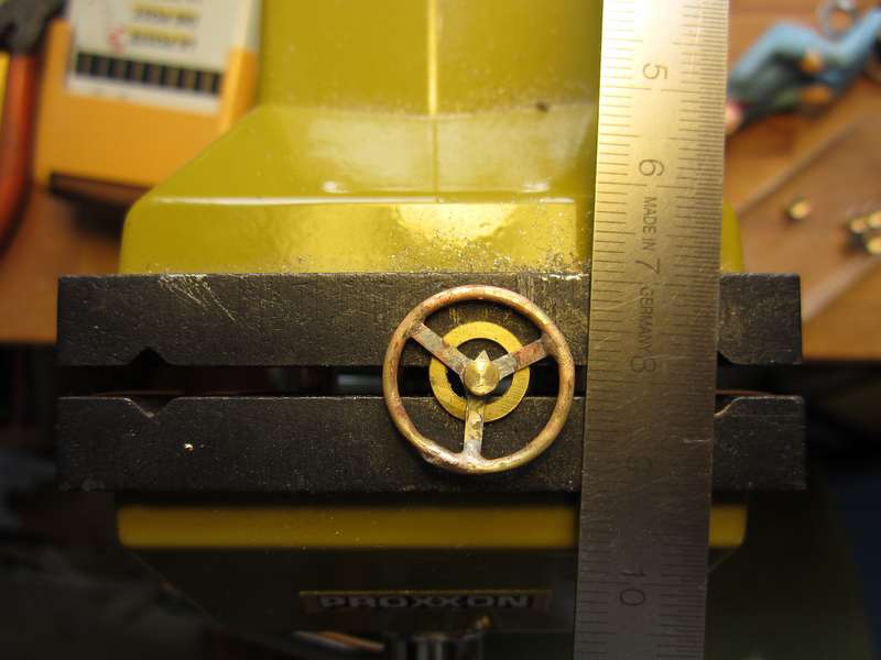 Handsteuerrad 6