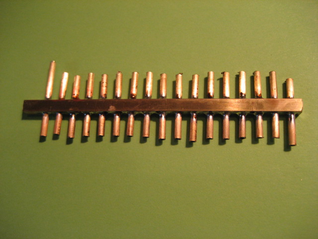 Ge 6/6 II Bremsschlauch Kettenhalterung 2