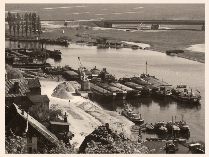 Muenzel_Kran_Lauenburg_-1956_b